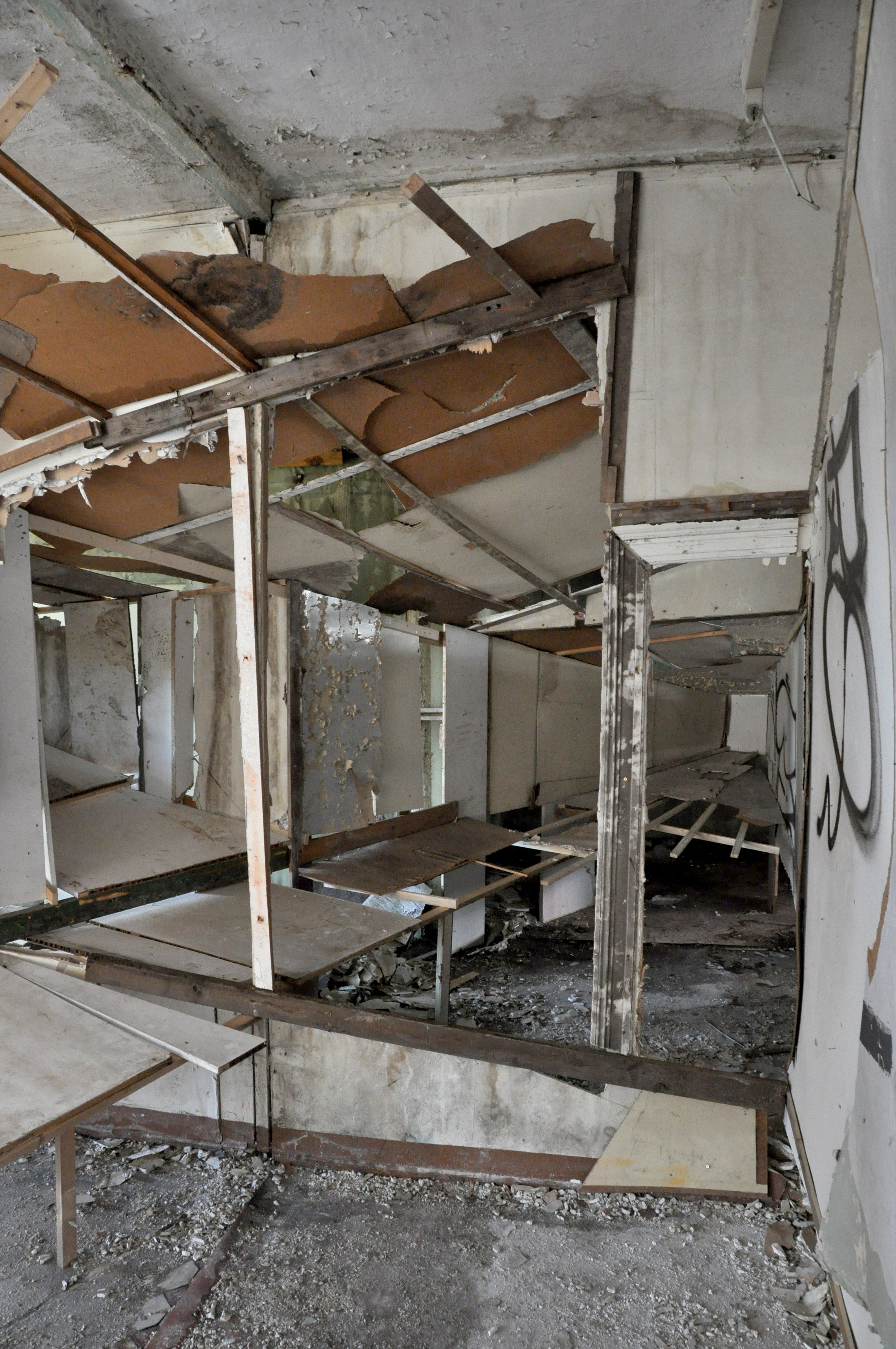 Reflections of emptiness 18.jpg