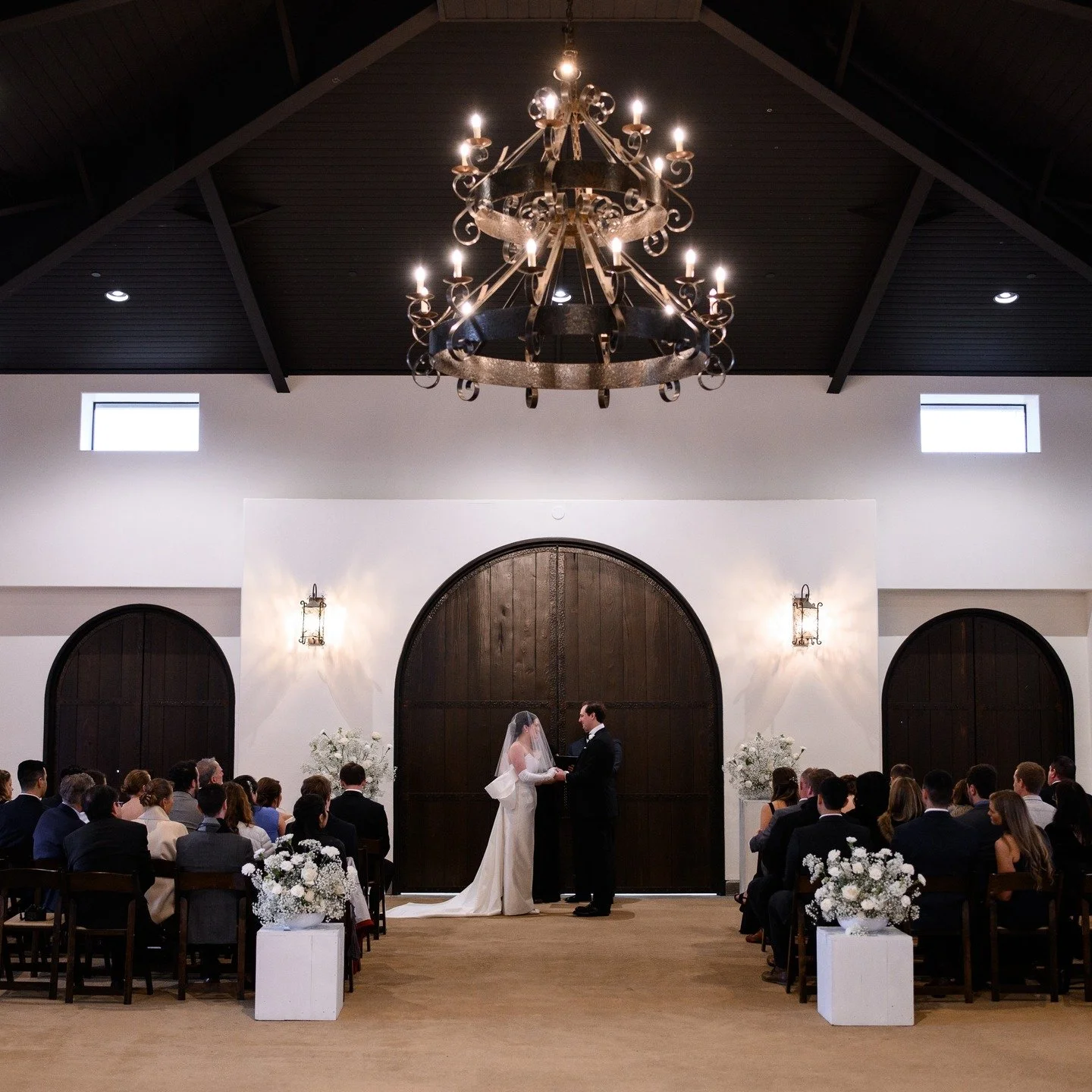 Every moment beautifully yours 🤍✨
 
Catering: @chefs_table_catering 
Beauty: @thequeensbees 
Photographer: @mtphotoco 
Lighting &amp; DJ: @kramerevents 
Florals: @lori_boe_floral 
White Carriage: @boozyburros
Bakery: @pardonmyfrenchslo
