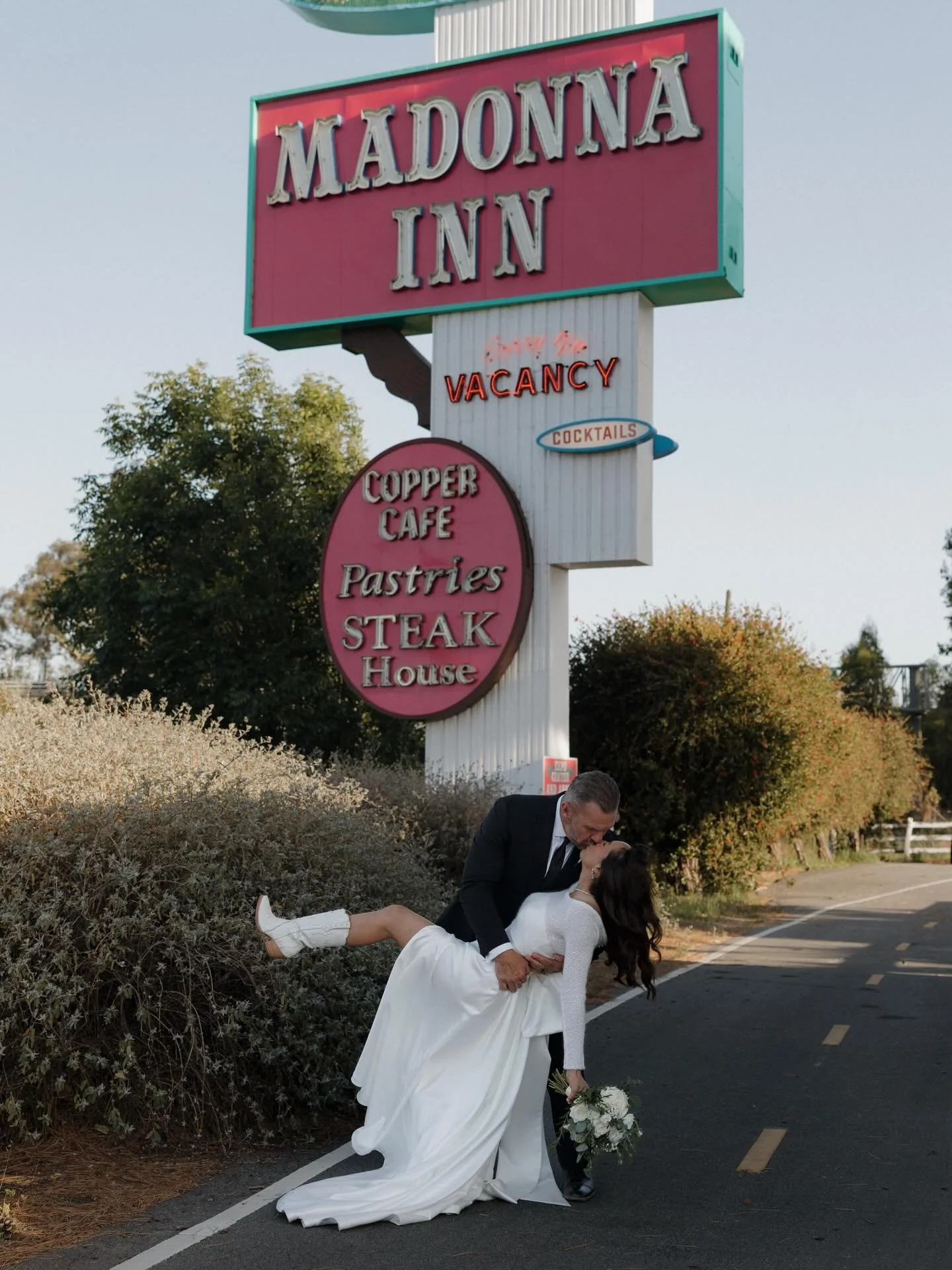 A week later and we&rsquo;re still not over this Madonna Inn wedding🤍 

Venue + catering: @madonnainnevents Photography: @macspeopleportraits Entertainment: @kramerevents 
Florals: @lori_boe_floral 
Rentals: @slopartyrentals