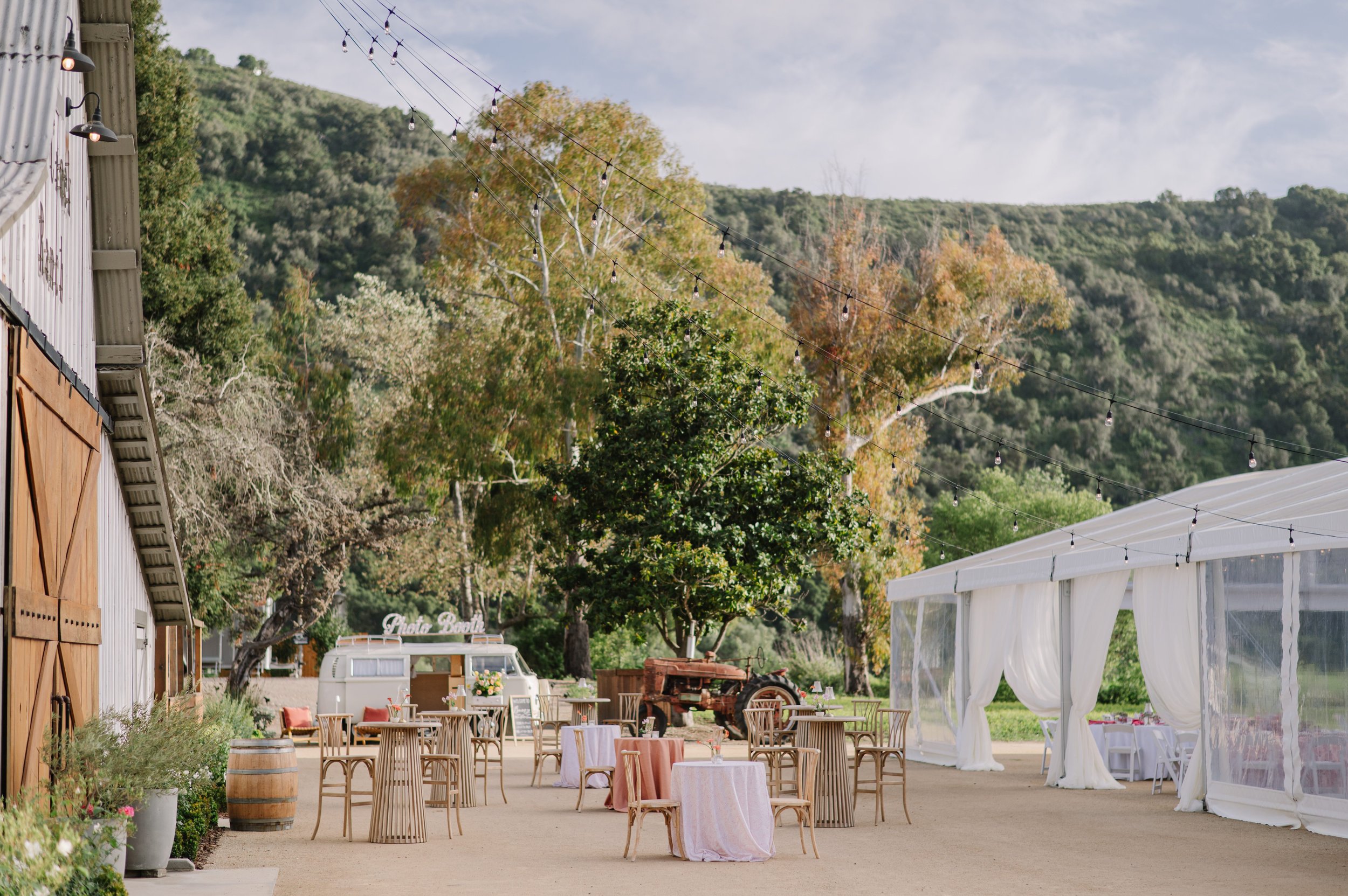 Colorful cocktail patio at Tar Creek Ranch's summer/spring gala styled shoot event