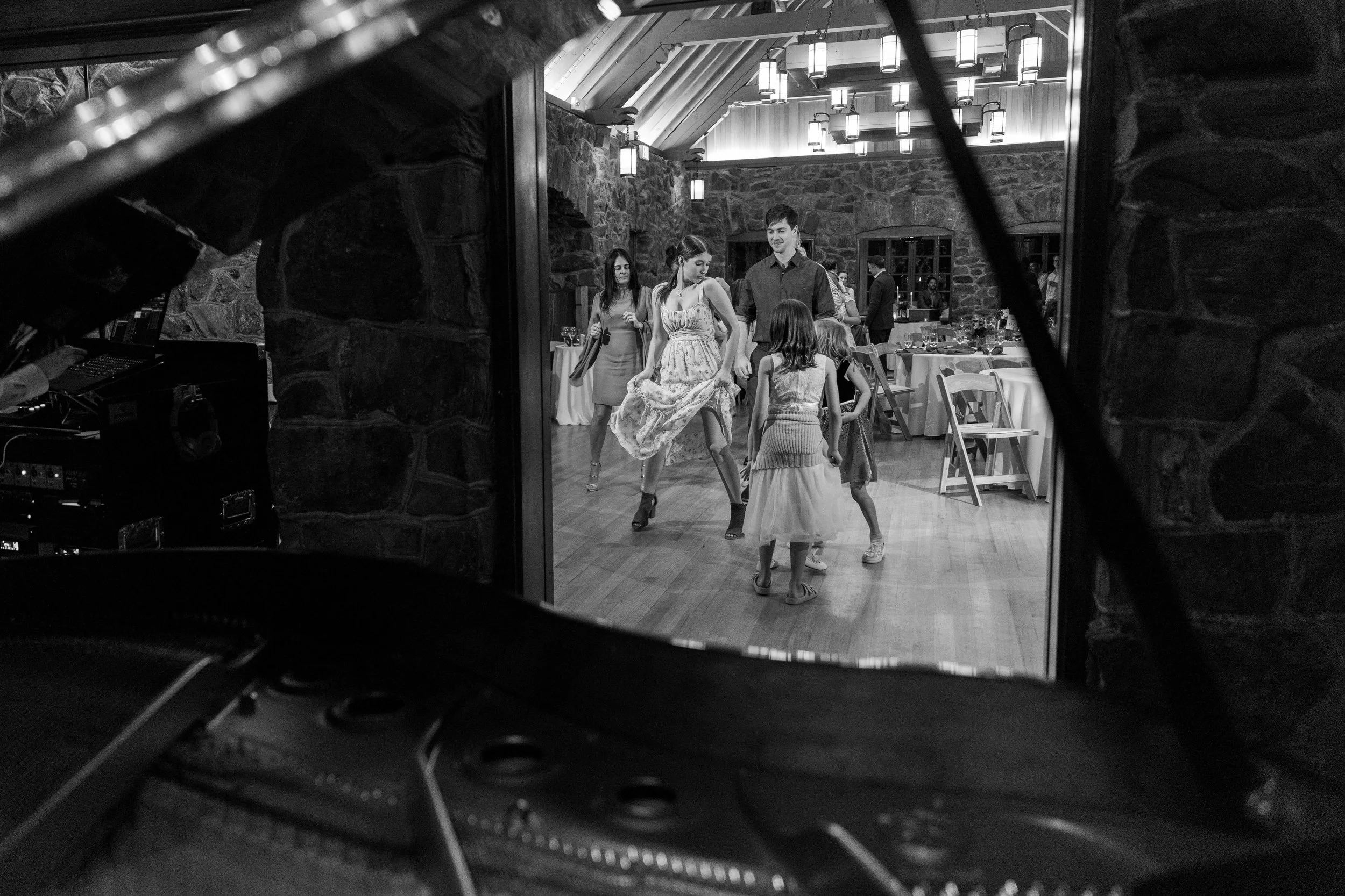092 Regina Justin Wedding Preview Berg Berg Photography.jpg