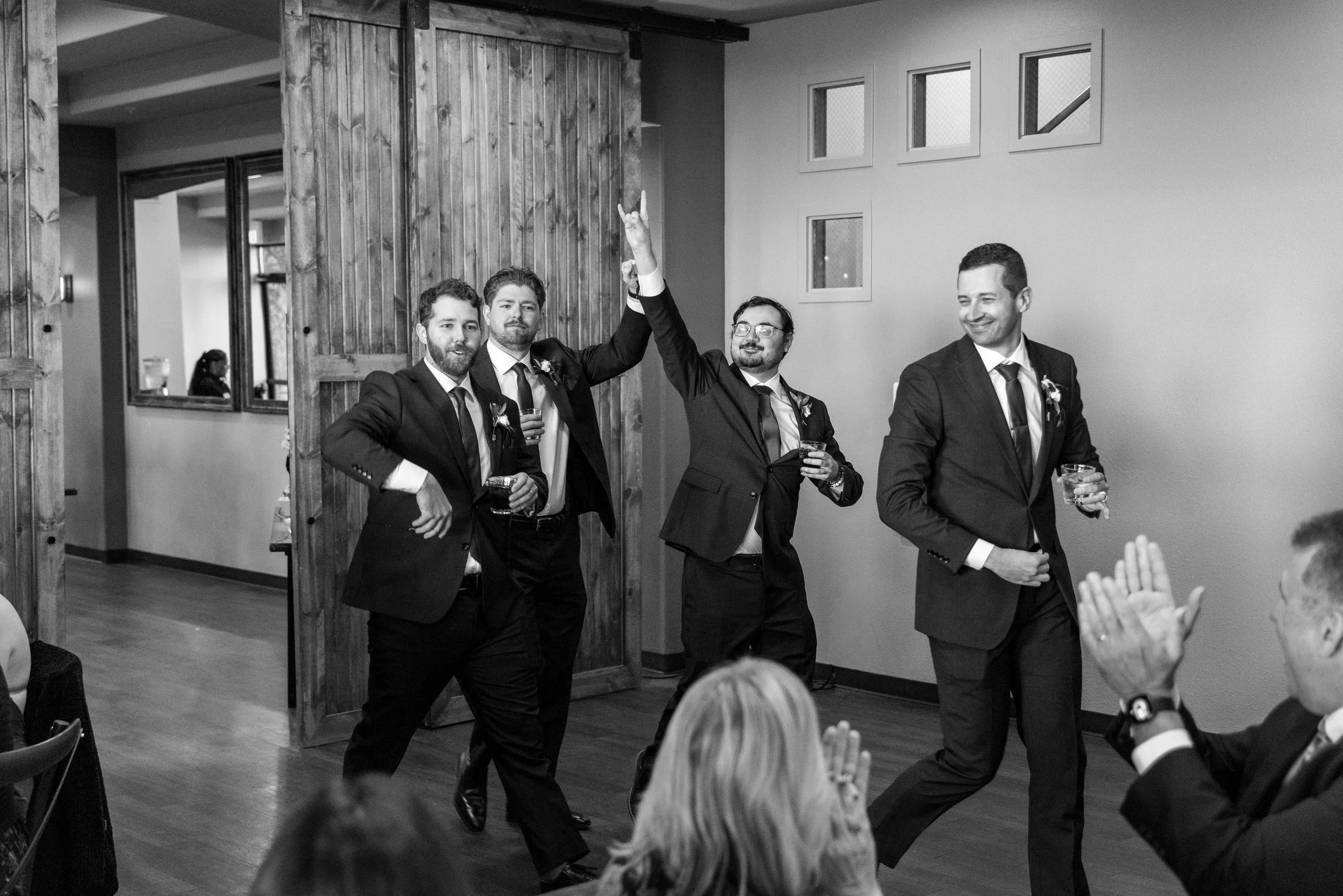 377 Michelle Evan 101725 Wedding Berg Berg Photography_1.jpg