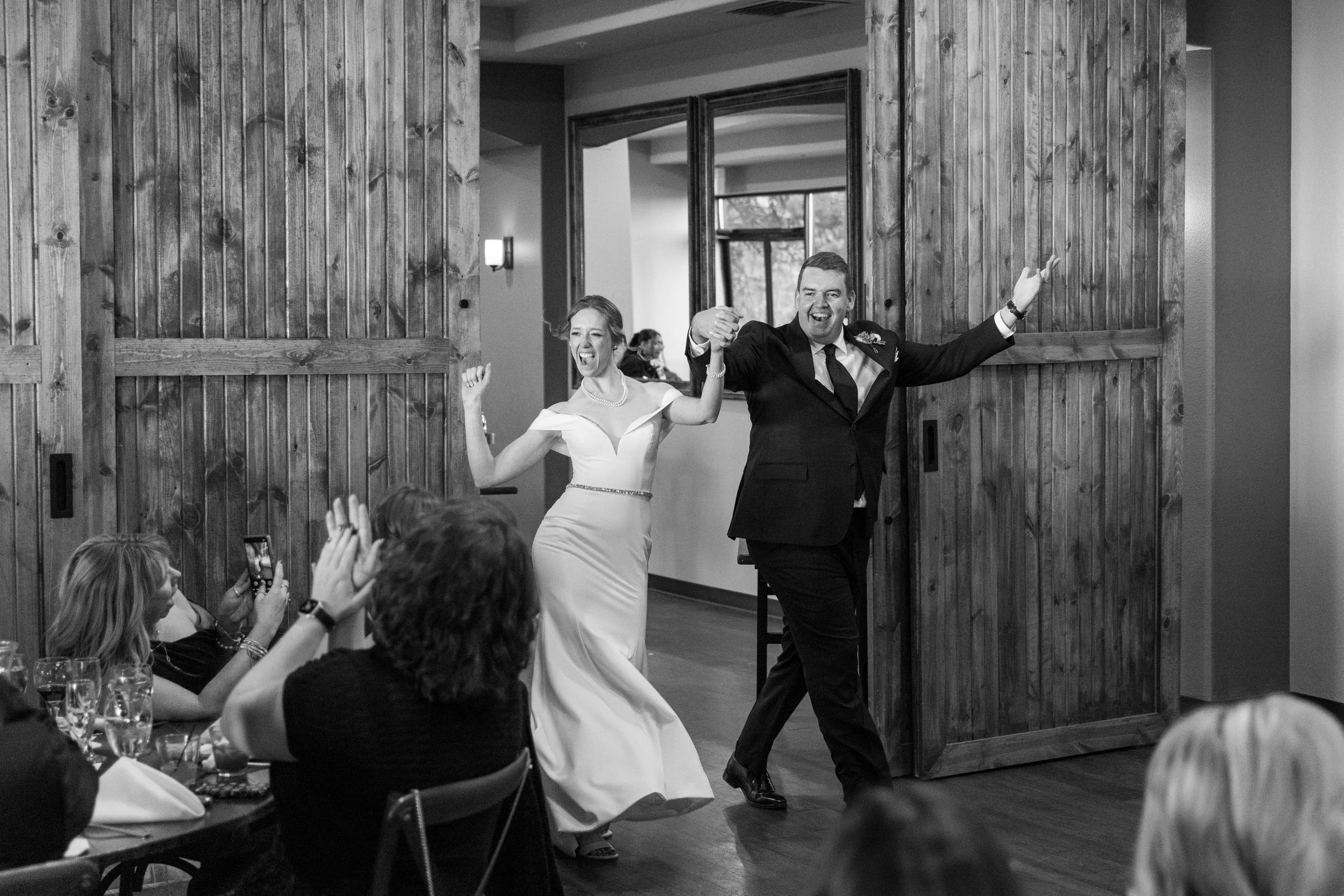 382 Michelle Evan 101725 Wedding Berg Berg Photography_1.jpg