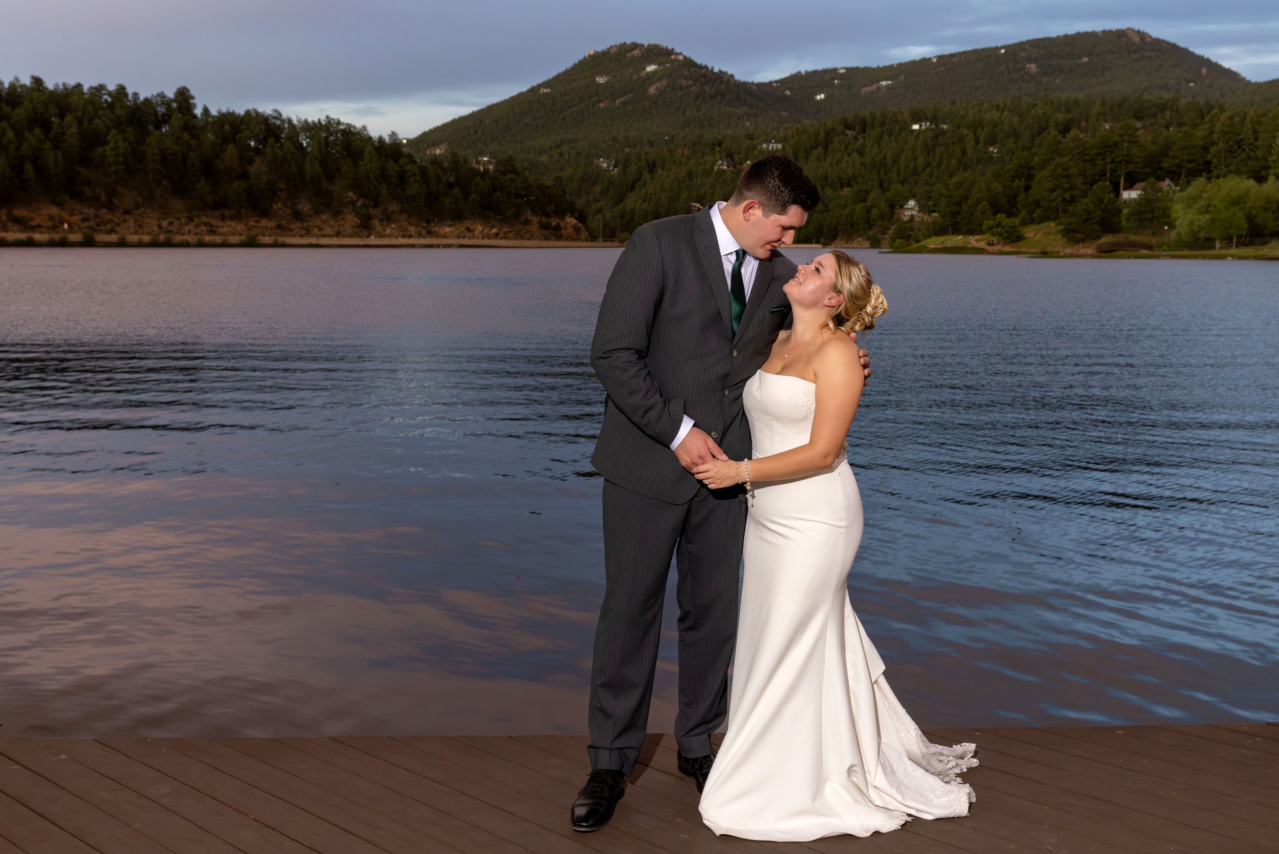 Brinna &amp; Stephen’s Evergreen Lake House Wedding