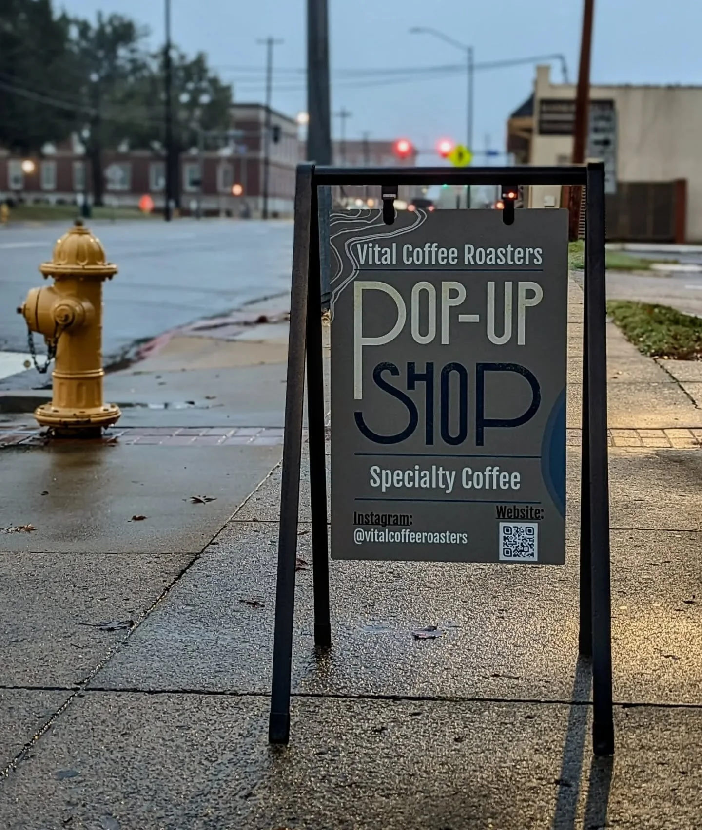 LAST POP-UP OF 2024 and we are all dressed up with a new sign. We have the music bumpin' and the shots are flowing on this misty and cloudy day.

7am - 12pm

#specialtycoffee #coffeepopup #coffeeroaster #thirdwavecoffee #rippleeffect
