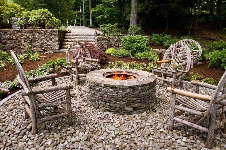 Backyard Fire Pit Ideas - Landscaping Inspiration