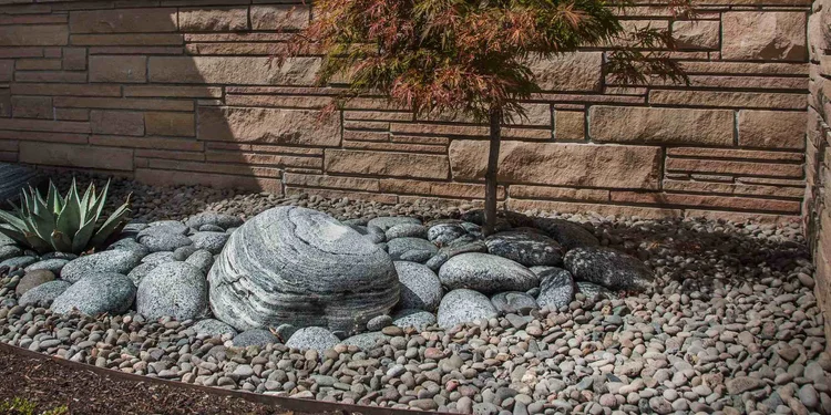 Front Yard Landscaping Ideas with Rocks - Inspiration Guide