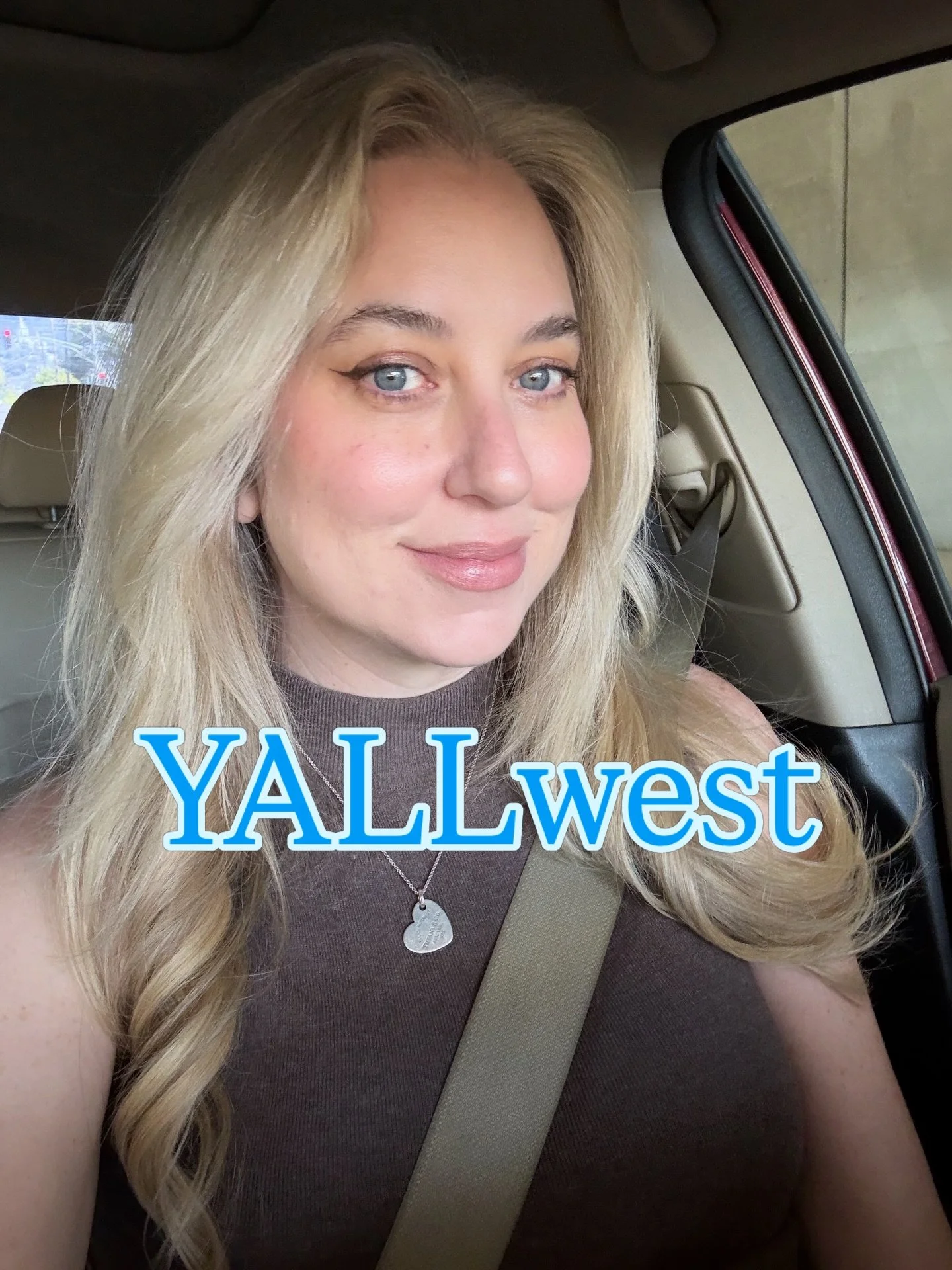 Who&rsquo;s going to YALLWest?? Unfortunately I won&rsquo;t be there (I&rsquo;d only miss it for something as important as my bffs wedding!) but IM GONNA GET YOU BACK will be there! 

@fiercereads will be giving away a limited number of ARCs as part 