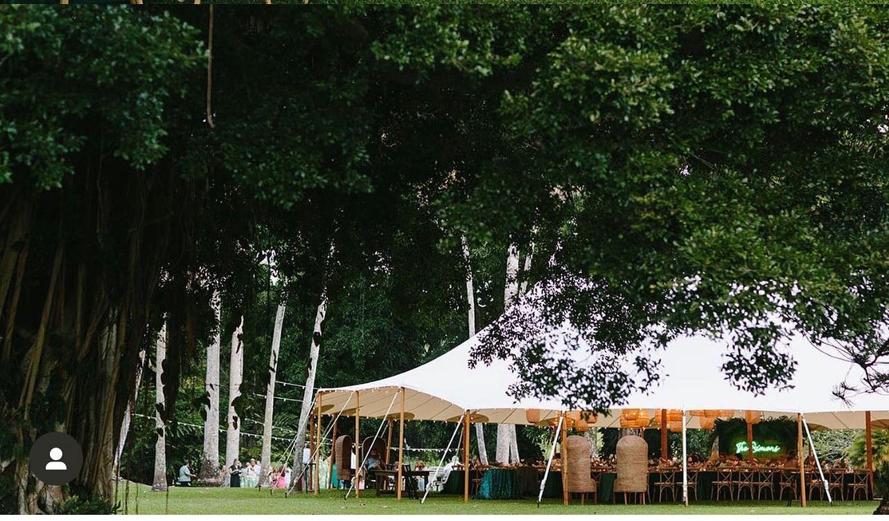 Featuring 66x66 Sperry Tent

Planning: @moanabelleevents 
Photo: @melialucida 
Venue: @hanamauiresort 

#hanaweddings #mauiweddinginspiration #mauiwedding #destinationwedding #hawaiiweddings #sailclothtentwedding #sperrytents