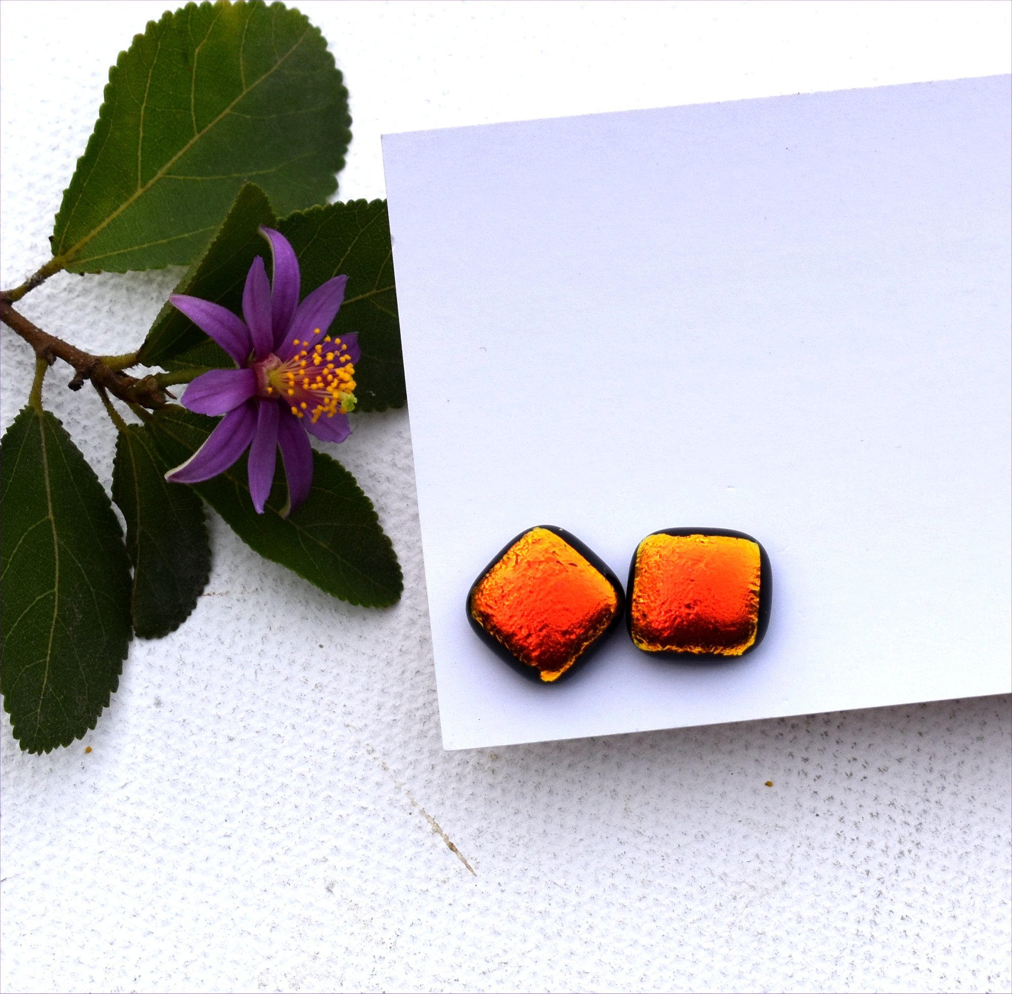 https://i.etsystatic.com/5339155/r/il/48686b/1389195888/il_fullxfull.1389195888_g2a5.jpg