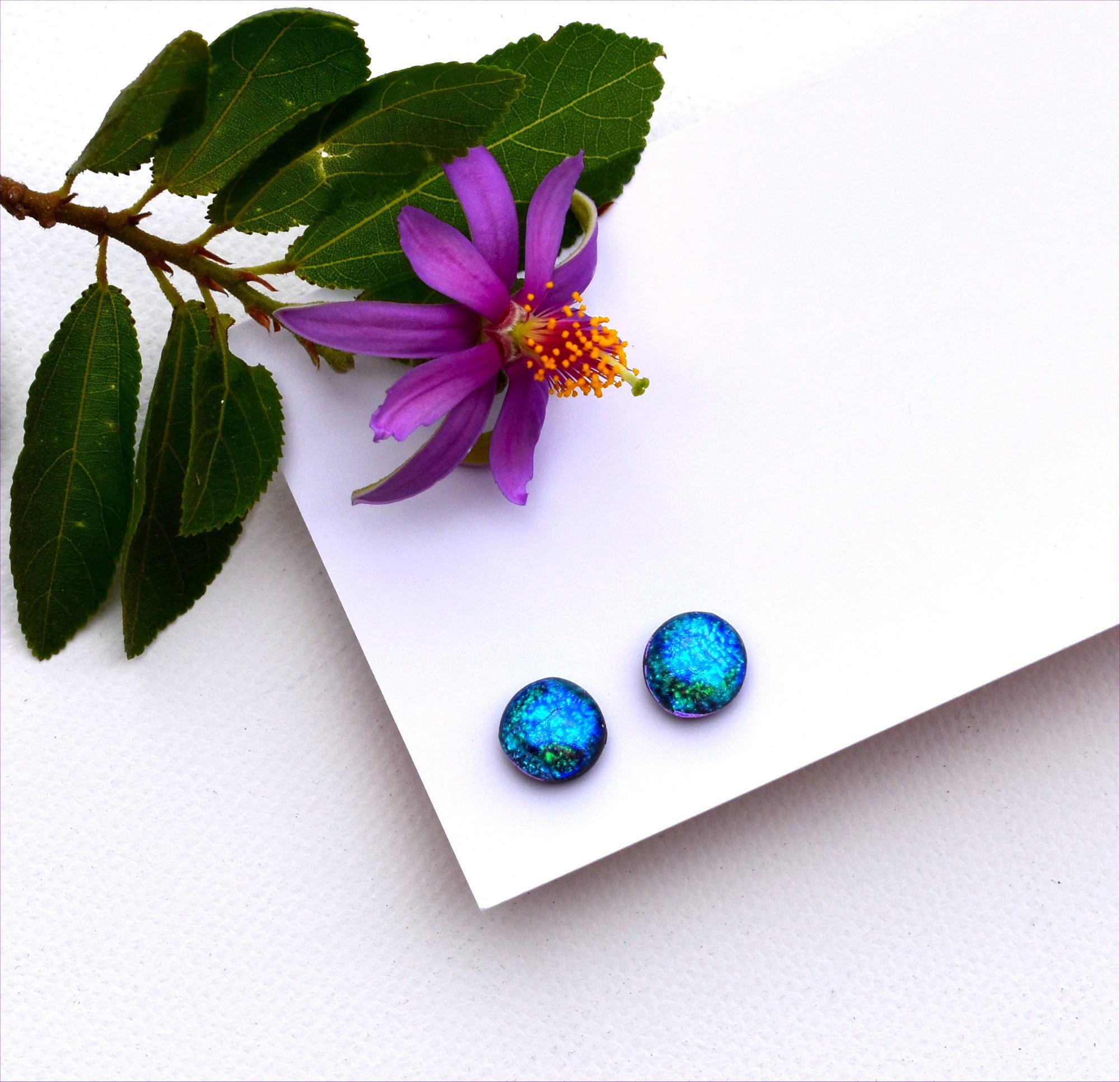 https://i.etsystatic.com/5339155/r/il/c65587/1389164826/il_fullxfull.1389164826_icq0.jpg