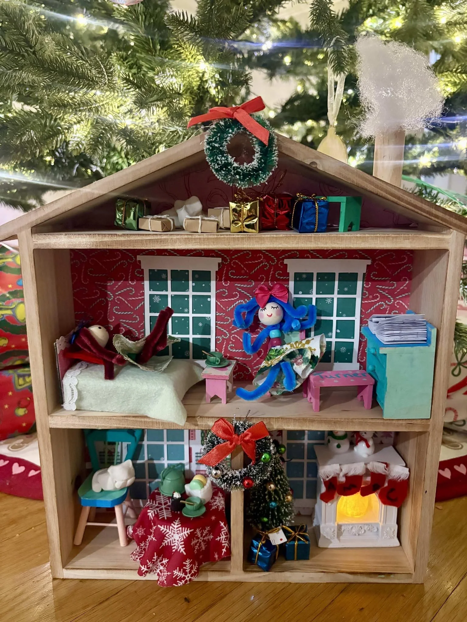 holiday dollhouse kids.jpg