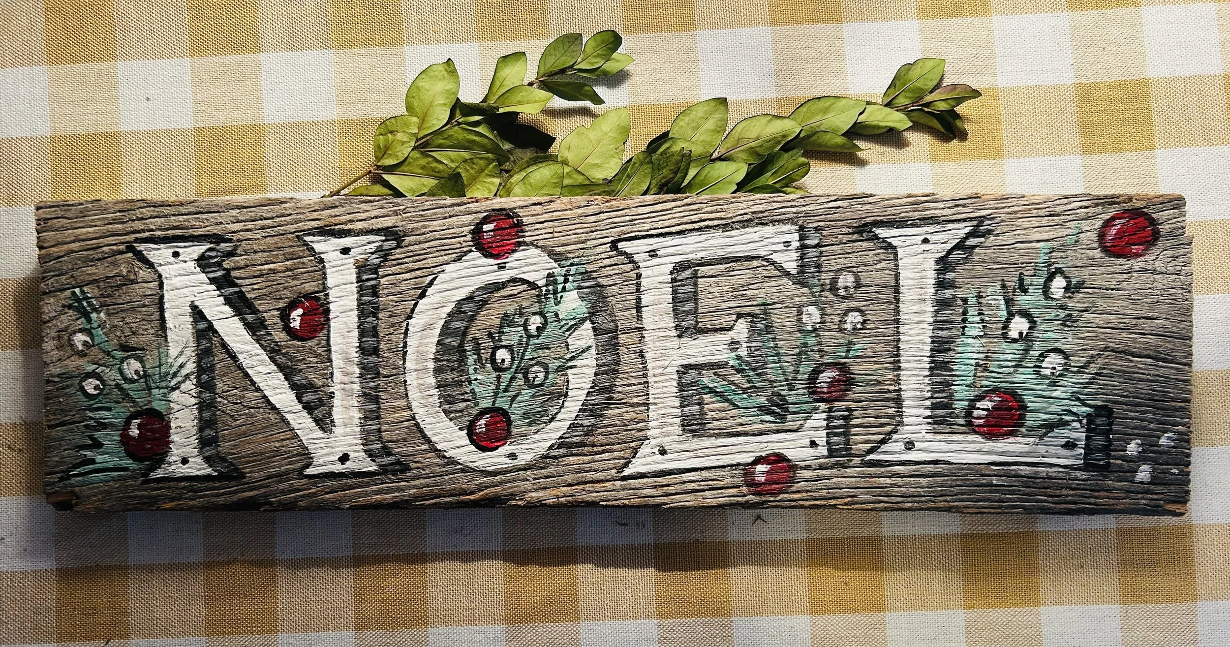 NOEL.jpg