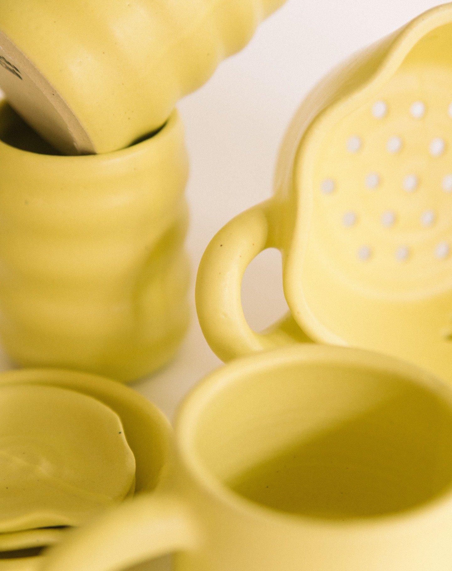 Meet Daffodil!! This glaze is a golden pop of joy inspired by lemon zest, a garden full of marigolds, soft light through linen curtains, and yellow petals in bloom. 🌼

This bright yellow hue is my love letter to sunlight, summer, and slow living ...