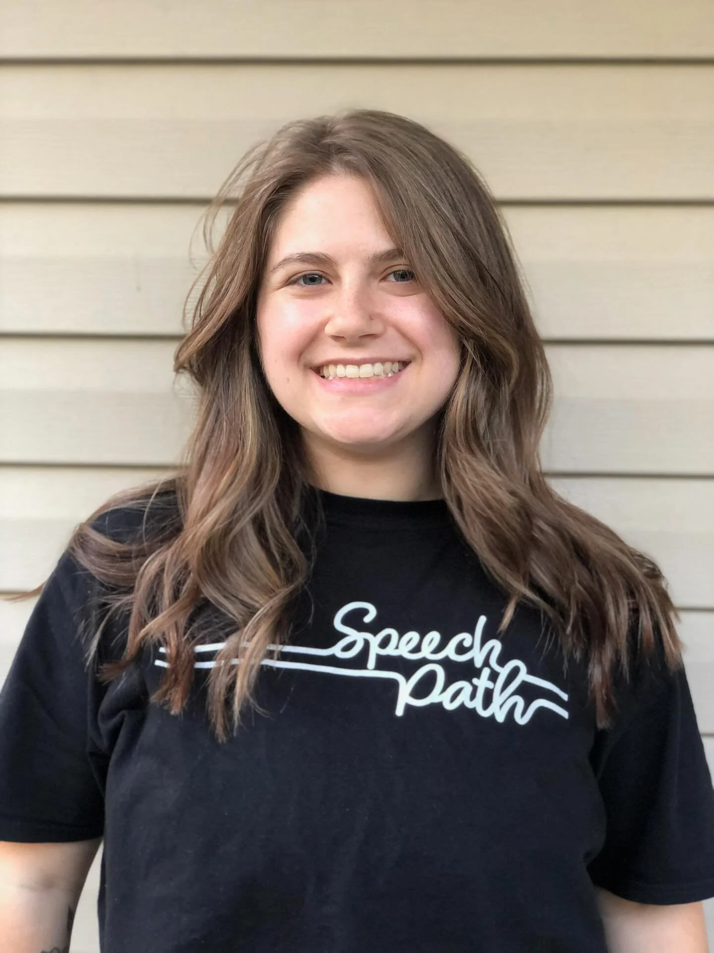 👋🏼Welcome to the team, Maggie!

☀️Margaret started working with us on Fridays in June and is now full time at Hart Therapy Services!
❕We are excited to have her join and share her expertise on gestalt language processing, AAC, feeding, and early la