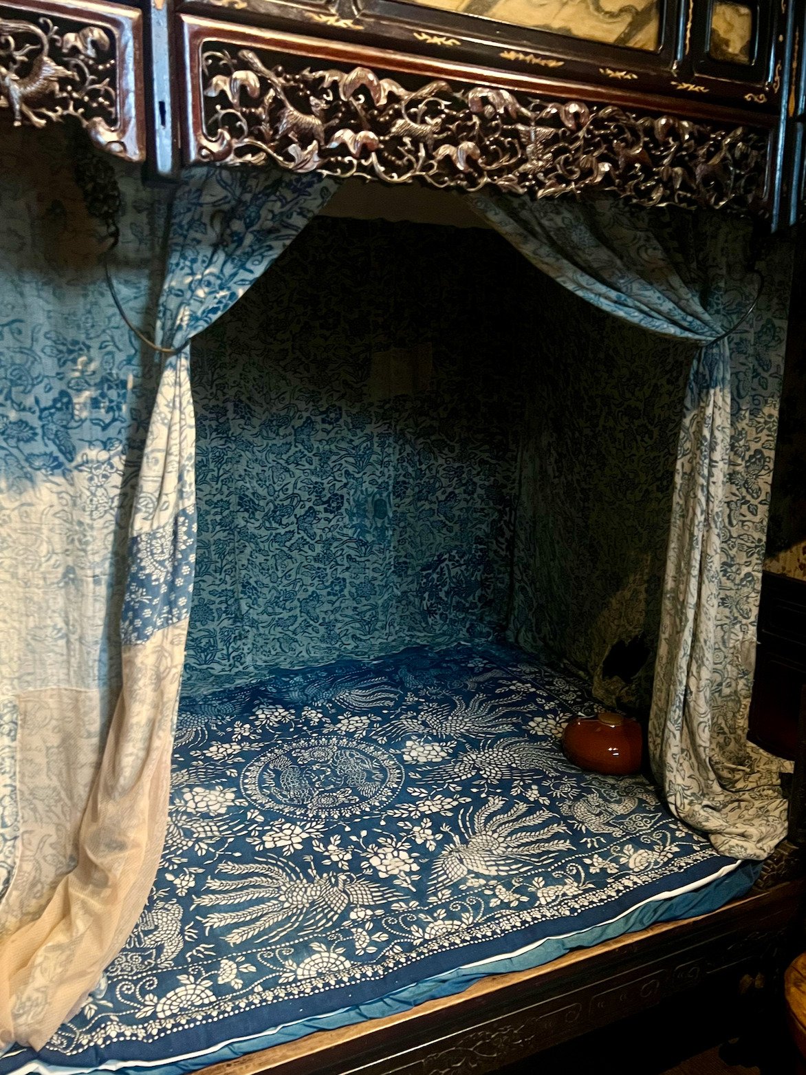 Living in an era of mass production and excess, it&rsquo;s easy for our homes to become overflowing with stuff. A recent visit to the Yin Yu Tang House at the Peabody Essex Museum in Salem, MA felt like stepping into an installation of hand crafted w