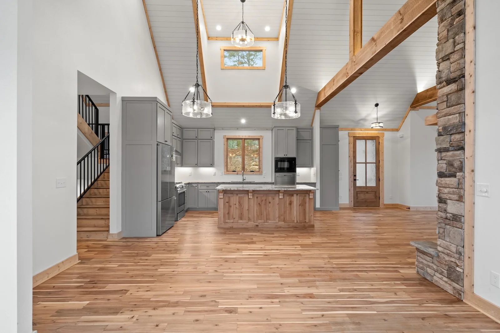 62kitchen zoom out.jpg