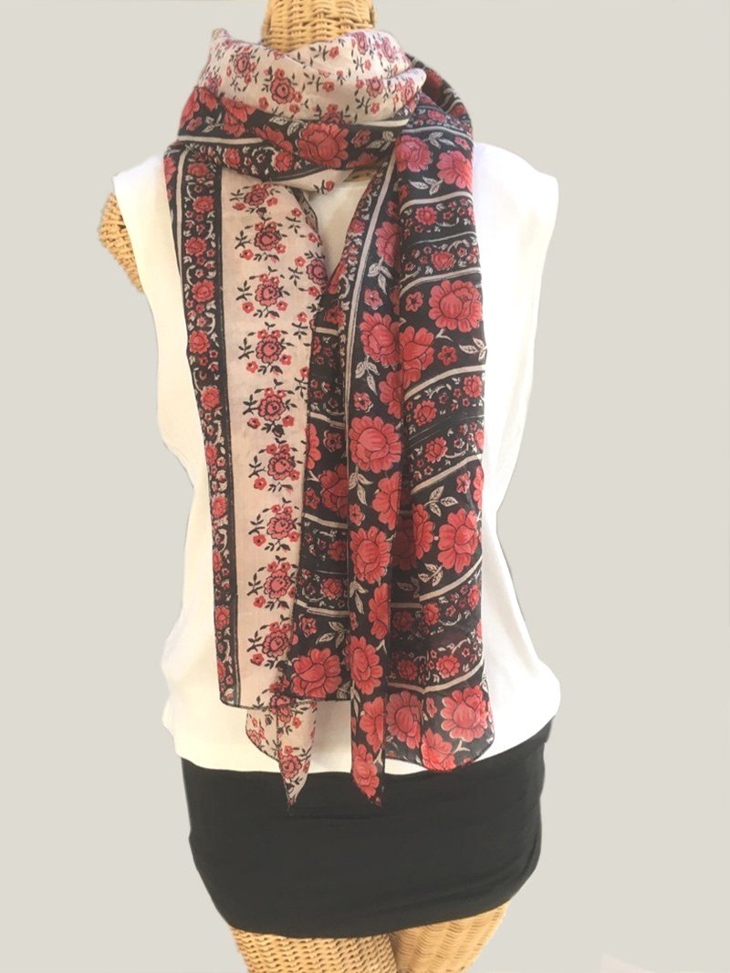 WHITE+RED+ROSES+%26+BLACK+LONG.jpg