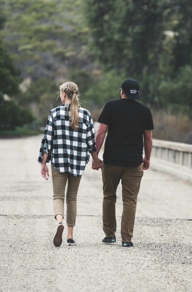 Finding Connection Again: How Emotionally Focused Therapy Helps Individuals and Couples Heal
