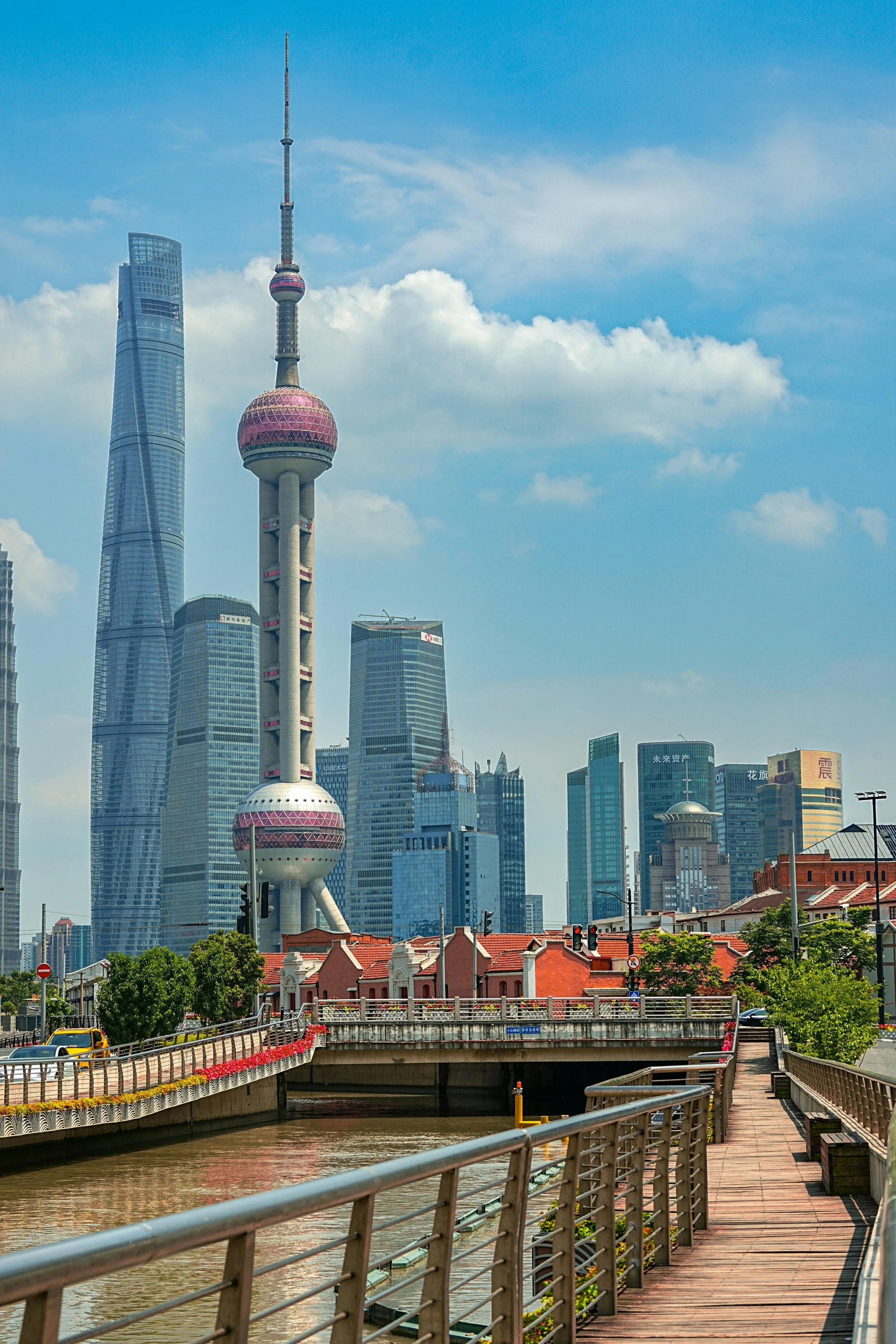 The Bund shanghai - hat-trick-A1q9-Z3DIhU-unsplash.jpg
