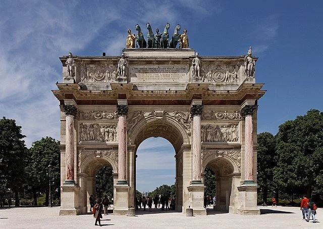 Arc de Triomphe - Paris_-_Jardin_des_Tuileries_-_Arc_de_Triomphe_du_Carrousel_-_PA00085992_-_003.jpg