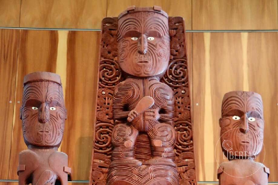 Maori wood carving indigenous sculptural art