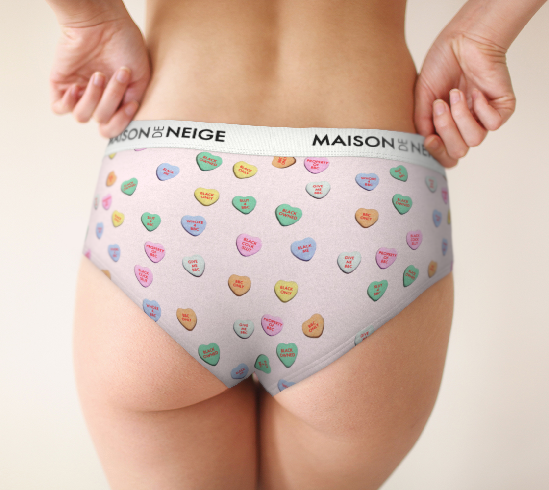preview-cheeky-briefs-5122436-scene-back.png