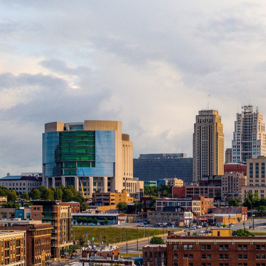 &ldquo;If only we could pull out our brain and use only our eyes.&rdquo;
― Pablo Picasso

DJI Mavic 3, 161 mm
1/1250 sec at f/4.4, ISO 100
73 HDR Images stitched from 365 bracketed images
Kansas City, Missouri

///rift.jolly.ties

#traveler #travelth