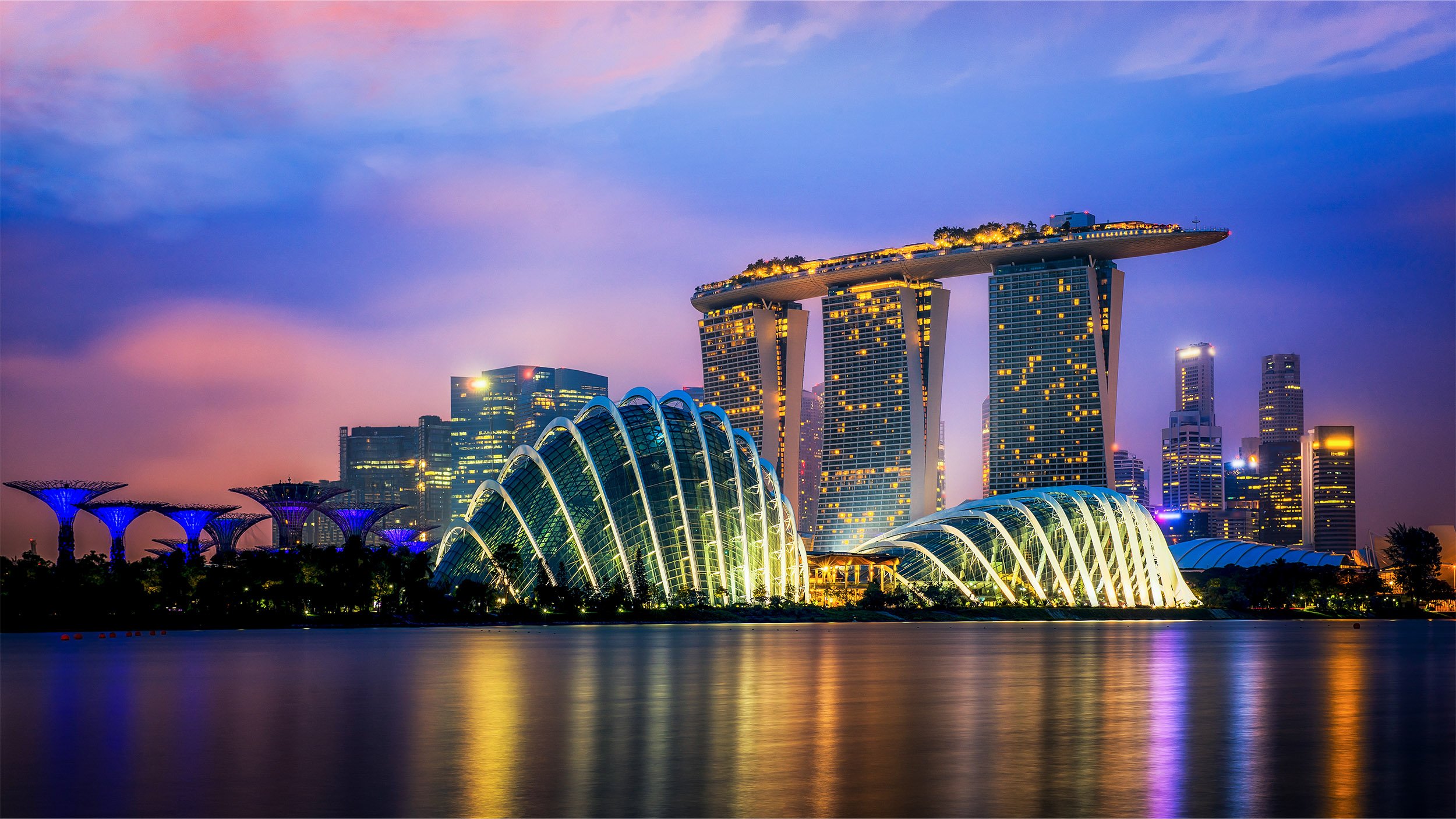 1690_HSBC_BUILDING _CLEANUP_2a_RGB_FINAL_Cropped-Small.jpg