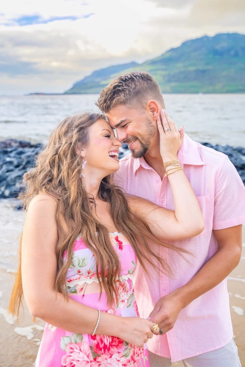 Couples photos at the Kauai cruise port, Kalapaki Beach