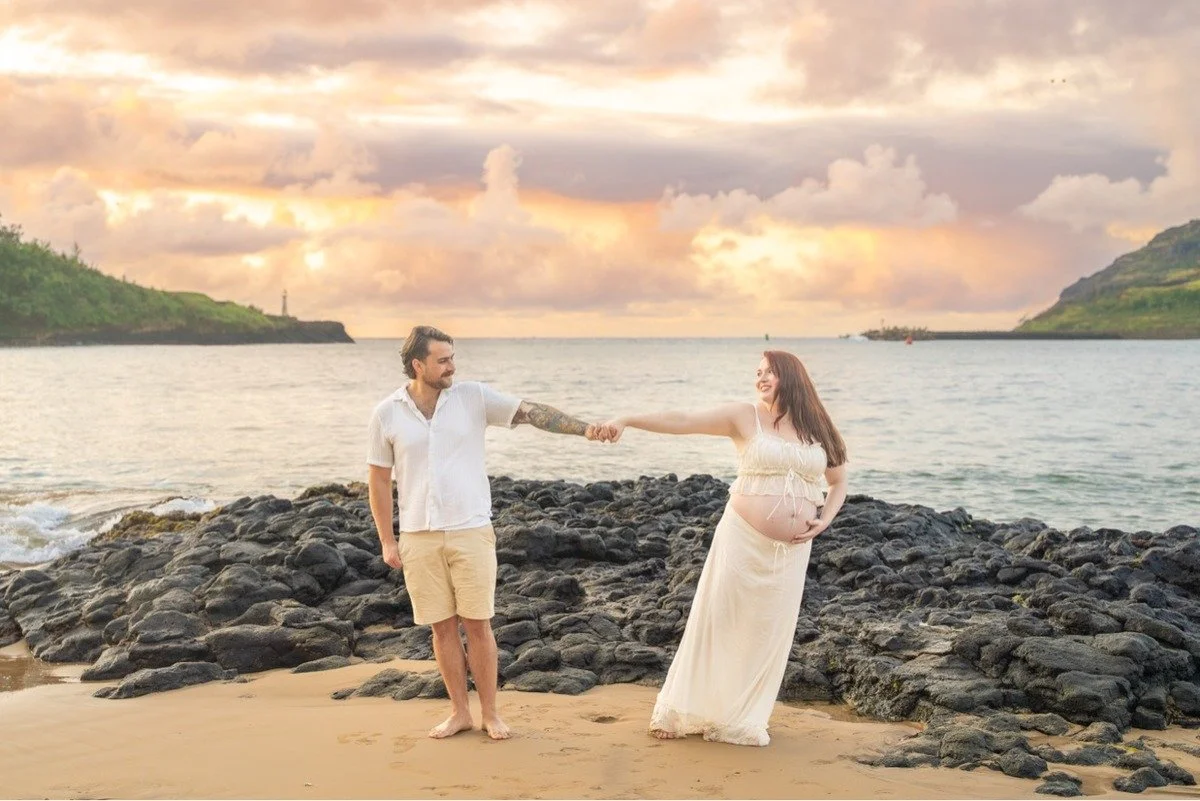 Maternity Photo Session on Kauai during a cruise port day