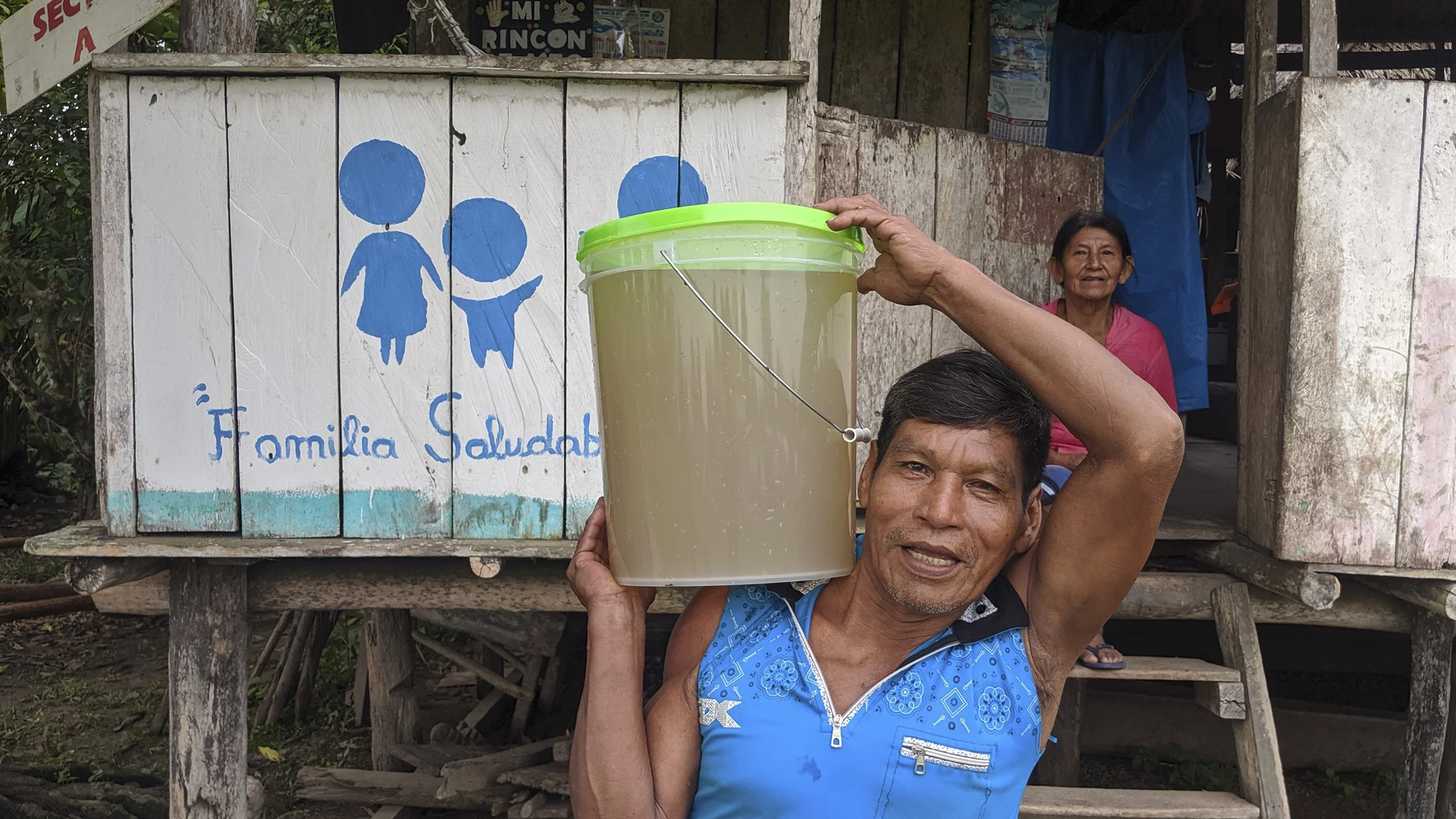MightyWater_Peru2019_FamiliaSaludatoHomeManati_RobMiller.jpg