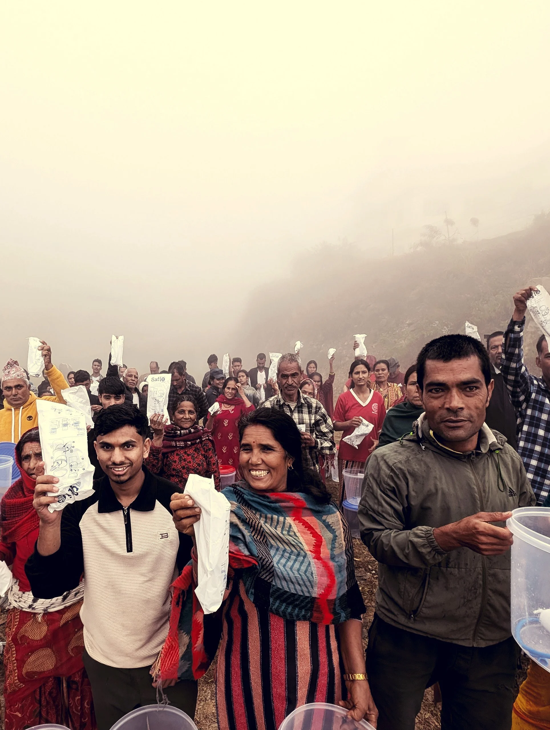 MightyWater_Nepal2024_GroupAssembling_RobMiller.jpg