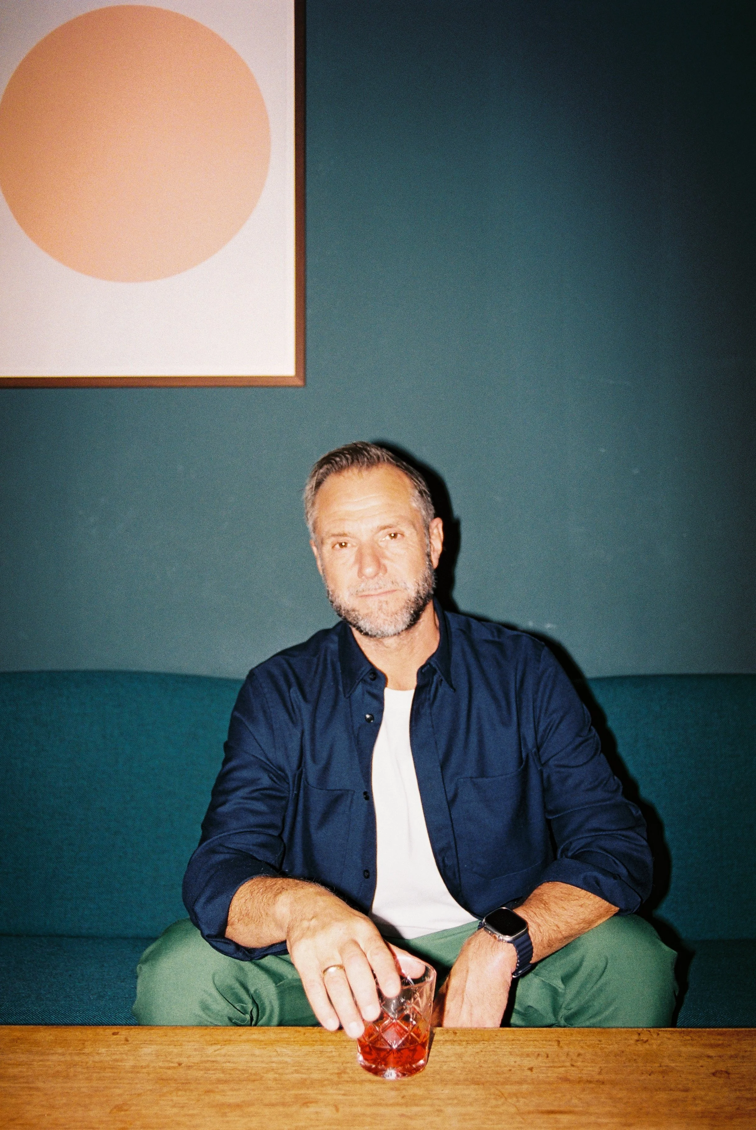 Skuespiller Espen Reboli Bjercke, analogt blitsfoto til magasin