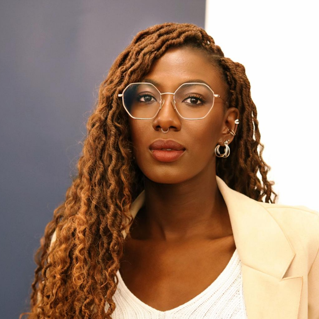 Crochet braids nattes collées d'une cliente  au salon BYG PARIS