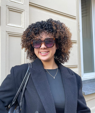 Définition de boucle d'une cliente au salon BYG PARIS