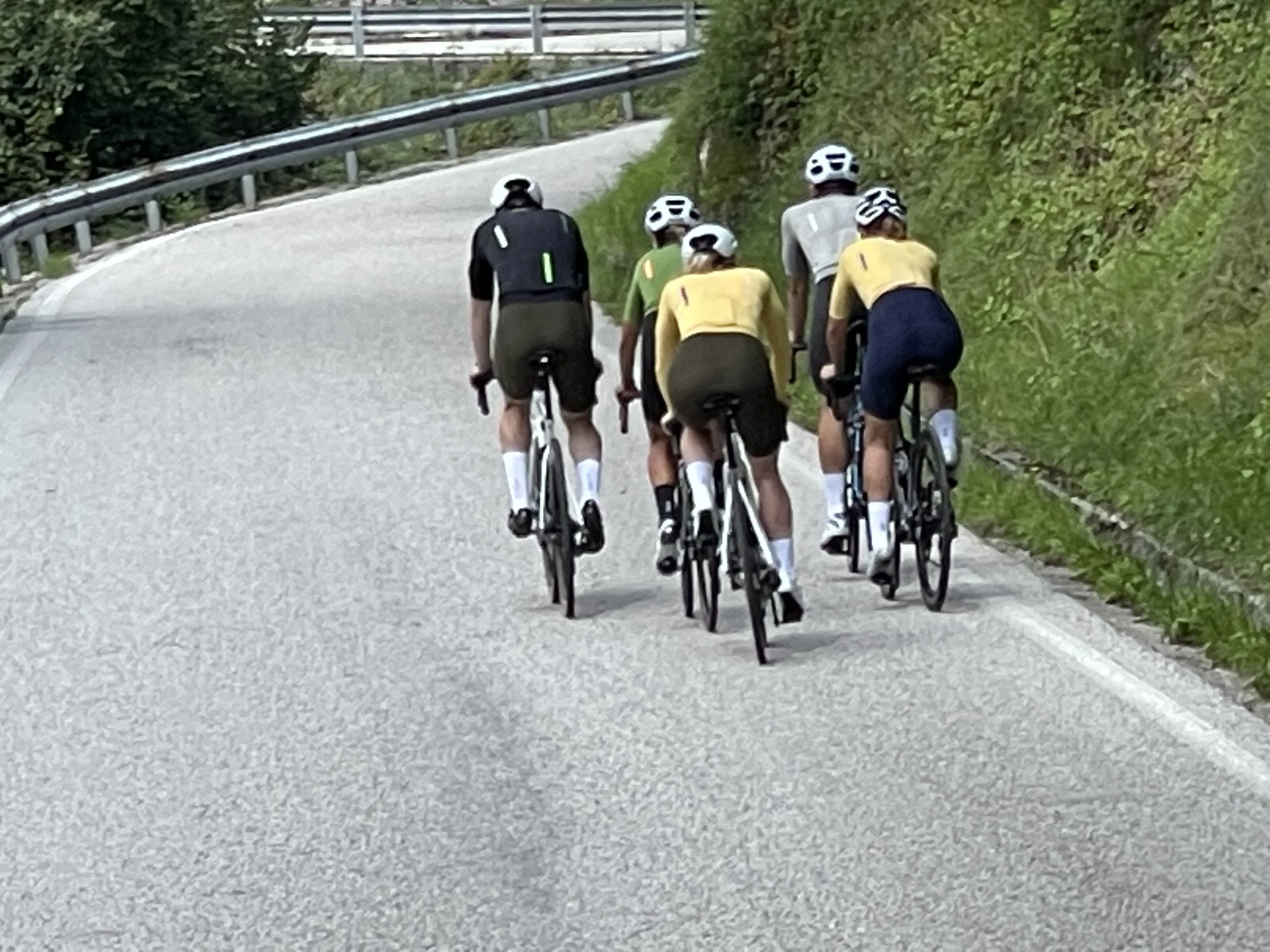 Explore Italy outdoors — hiking, biking and vineyard golf, Live Like a Local Italy