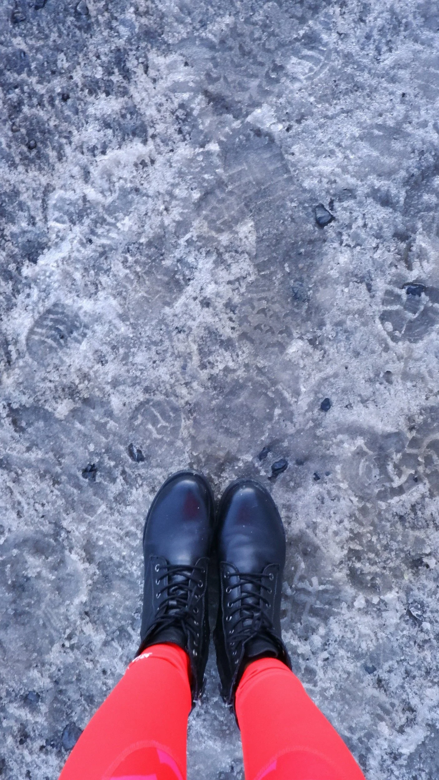 That Time I Wore Pink Leggings In The Pyranees