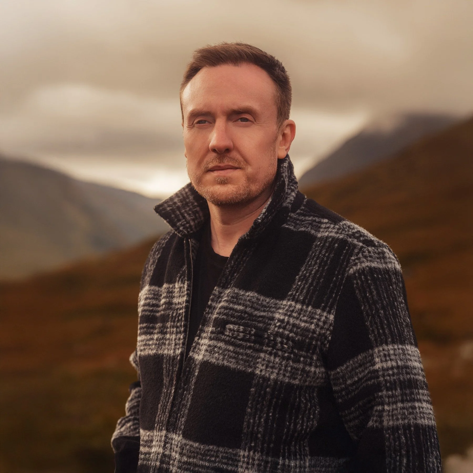 Portrait of Griogair Labhruidh in Glencoe, photographed by Euan Robertson, 2026.