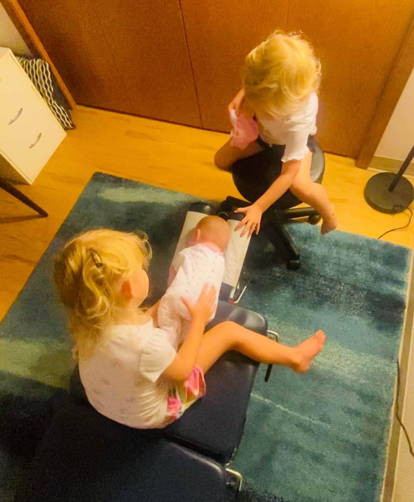 If you have a little one at home you know it is &ldquo;monkey see 🐵, monkey do 🙉 ,&rdquo; this definitely applies when coming to the chiropractor too! 😉

Starting your whole family under chiropractic care is a great way to set an awesome example o