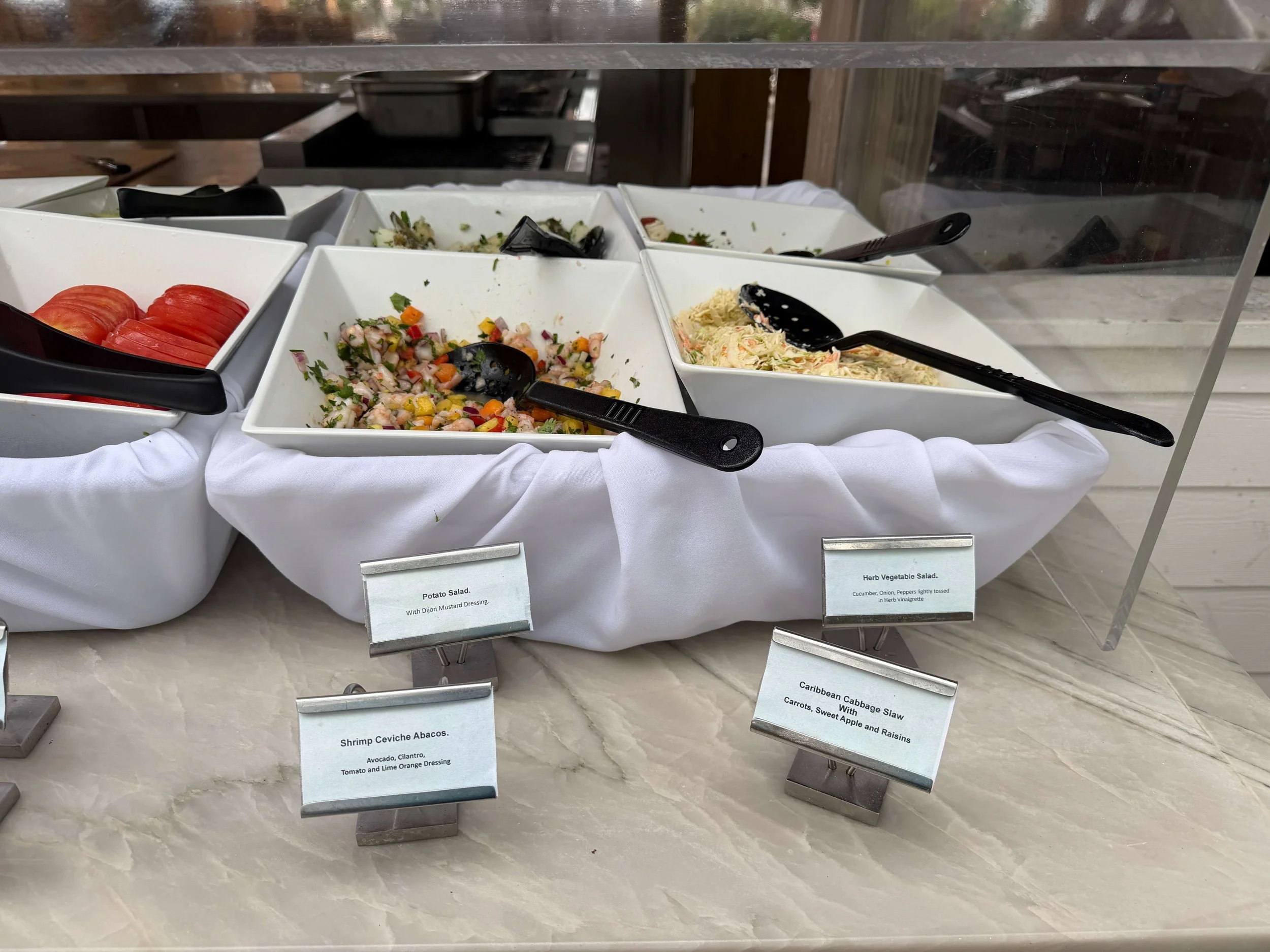 Vibe Shore Club Buffet © Freestyle Travelers