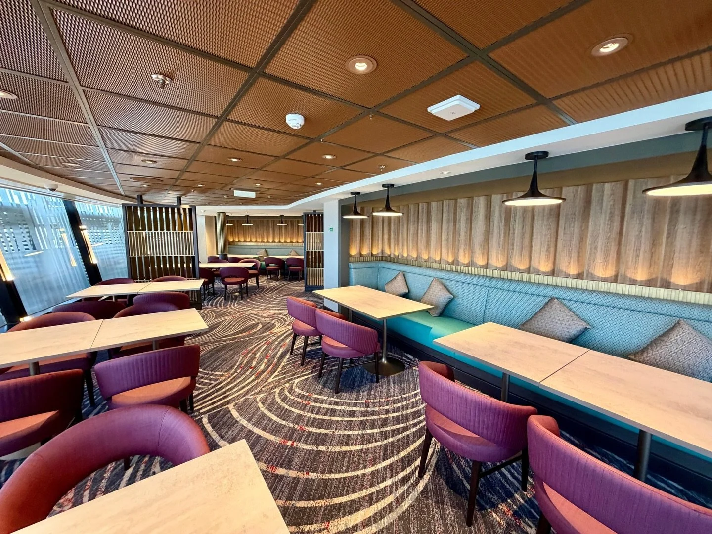 Dinner at Sukhothai onboard Norwegian Luna 🛳️ salt &amp; pepper prawns, Thai spring rolls, chicken satay, Thai cashew chicken. #NorwegianLuna #NCL #FreestyleTravelers