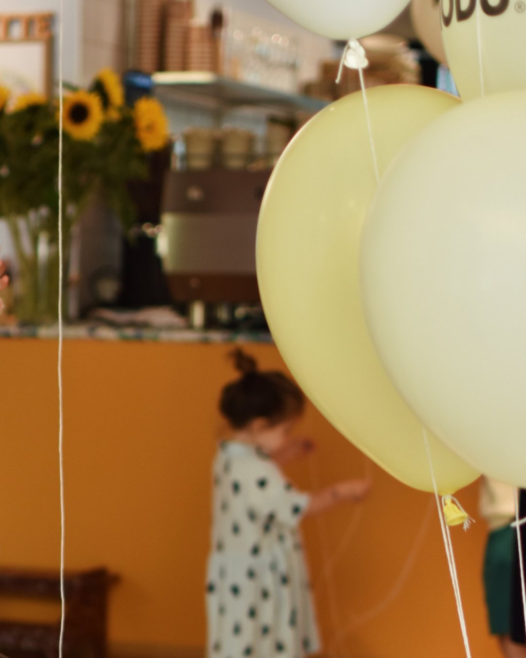 Weekenderne p&aring; Bette er popul&aelig;re &ndash; og ofte fyldt med private fejringer 🤍⁠
Husk at booke bord i god tid, ogs&aring; hvis I kun er to&ndash;tre personer.