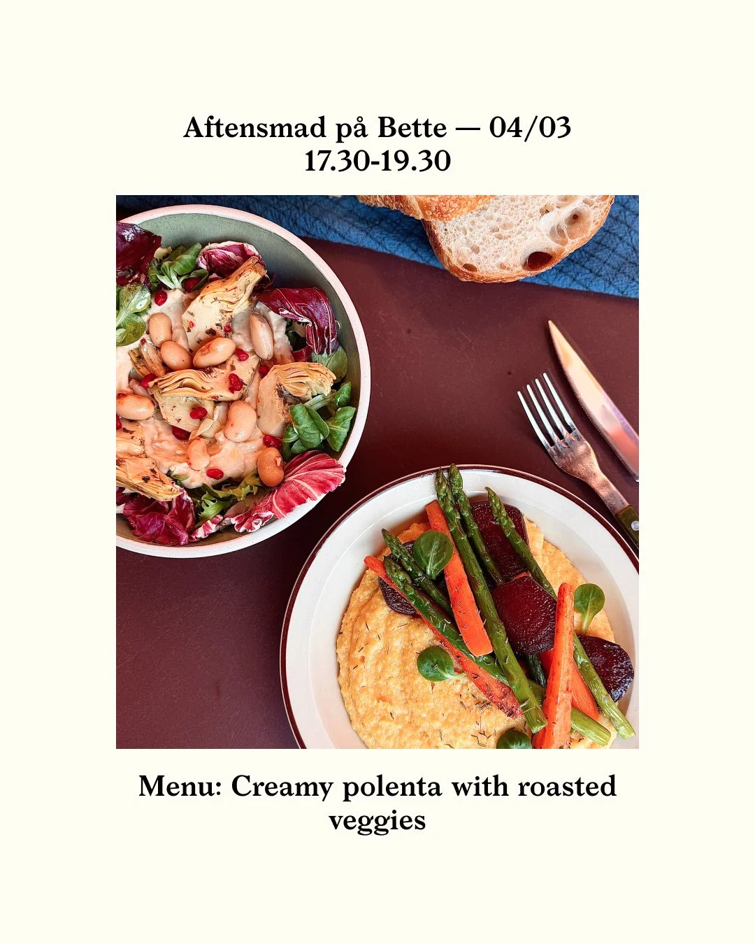 BETTES AFTENSMAD 04/03: Creamy cheese polenta topped with roasted and glazed vegetables. Served with a crispy salad and white bean hummus. Sourdough bread on the side 😋⁠
⁠
Derudover har vi som altid vores b&oslash;rnemenu og babymos, samt &oslash;l/