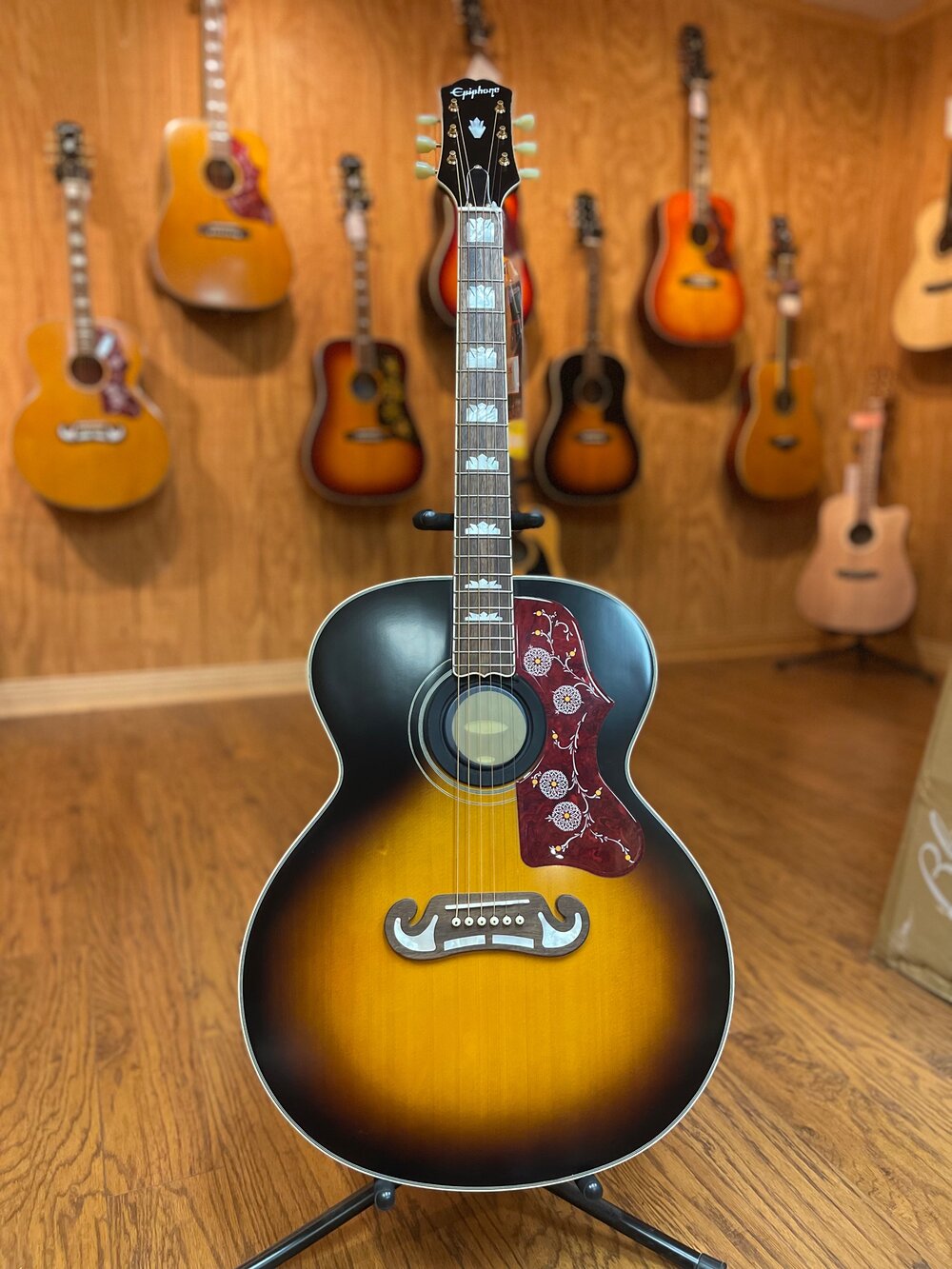 Epiphone J-200 Jumbo Acoustic-Electric Guitar Aged Vintage