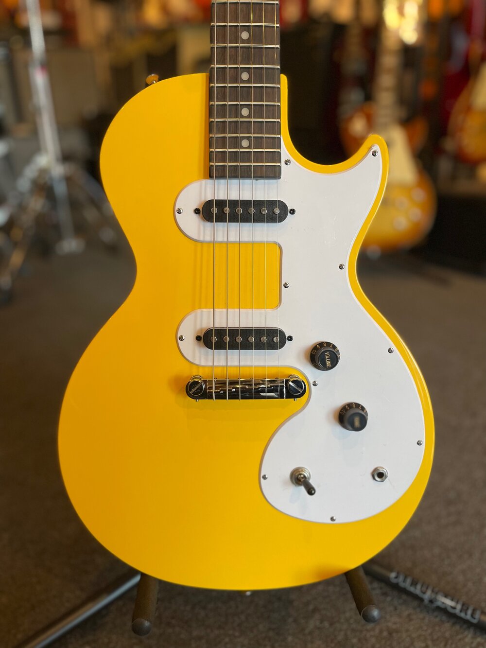Epiphone Les Paul Melody Maker E1 Electric Guitar - Sunset Yellow