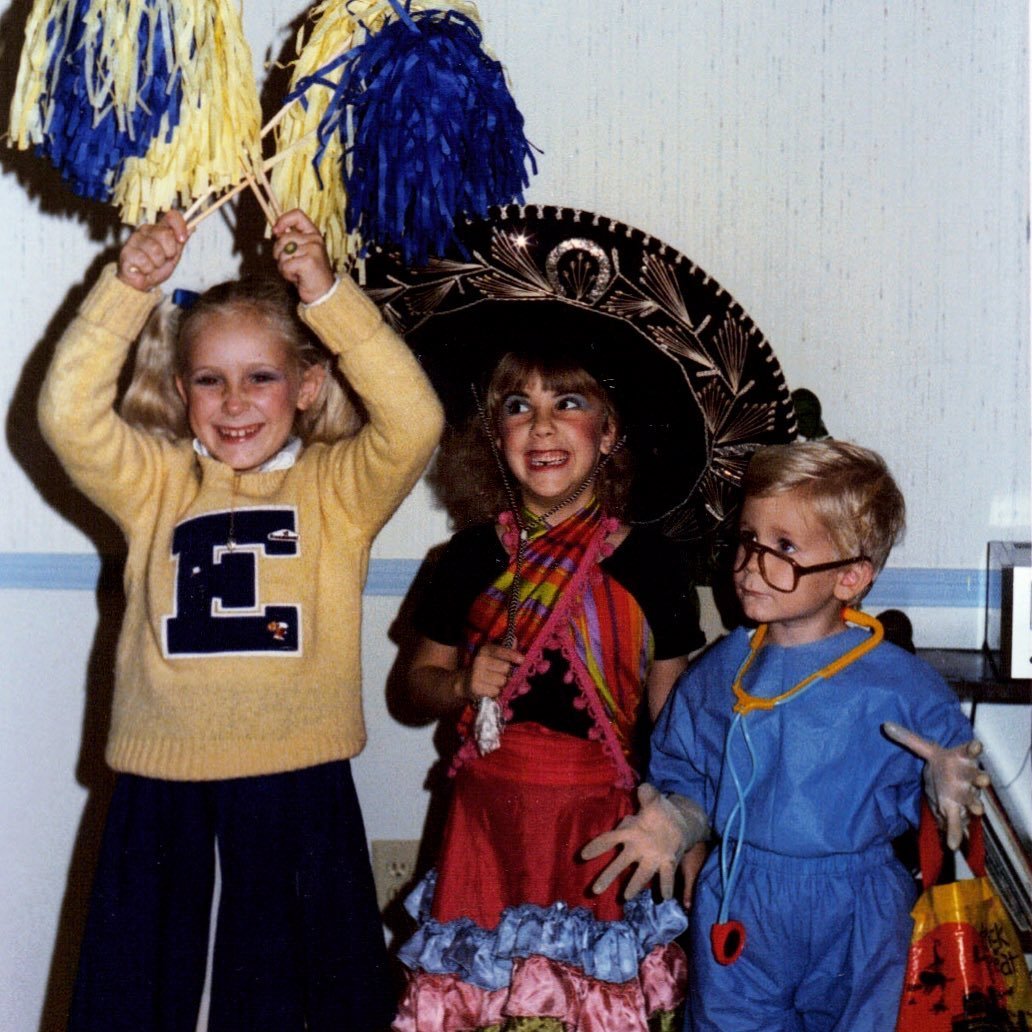 Happy Halloween -- throwback from 1984 with me and my sisters! I'm pretty sure this was the last time I wanted to be a doctor (though mom has always wanted me to be M.D. Maxwell, M.D. 😅).