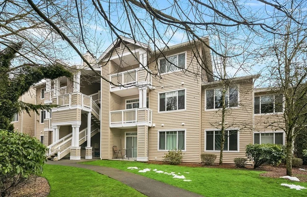 15300 112th Ave NE Unit #A212 | $425,000