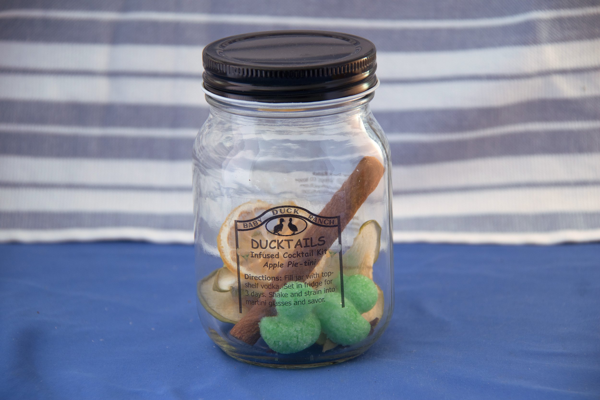 BDR APPLE PIE-TINI_LABELS_uncropped.jpg