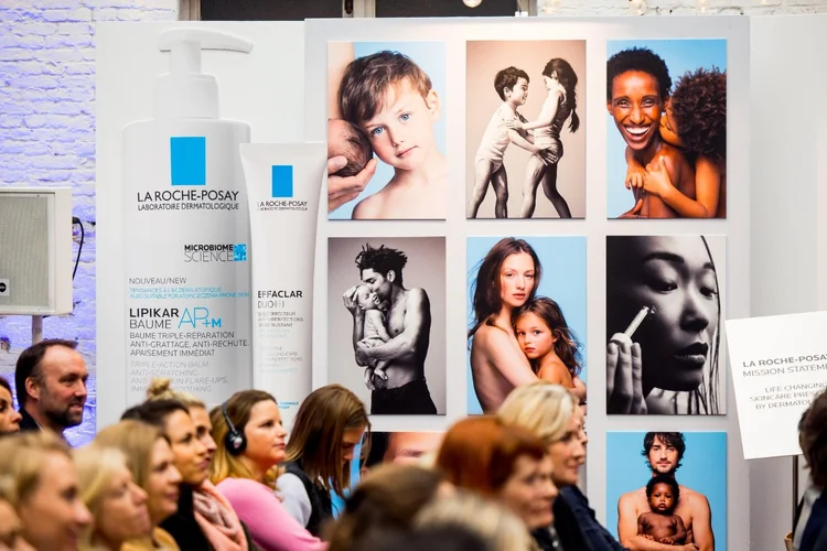Sfeerbeeld van een bedrijfsevent door W&W Motions